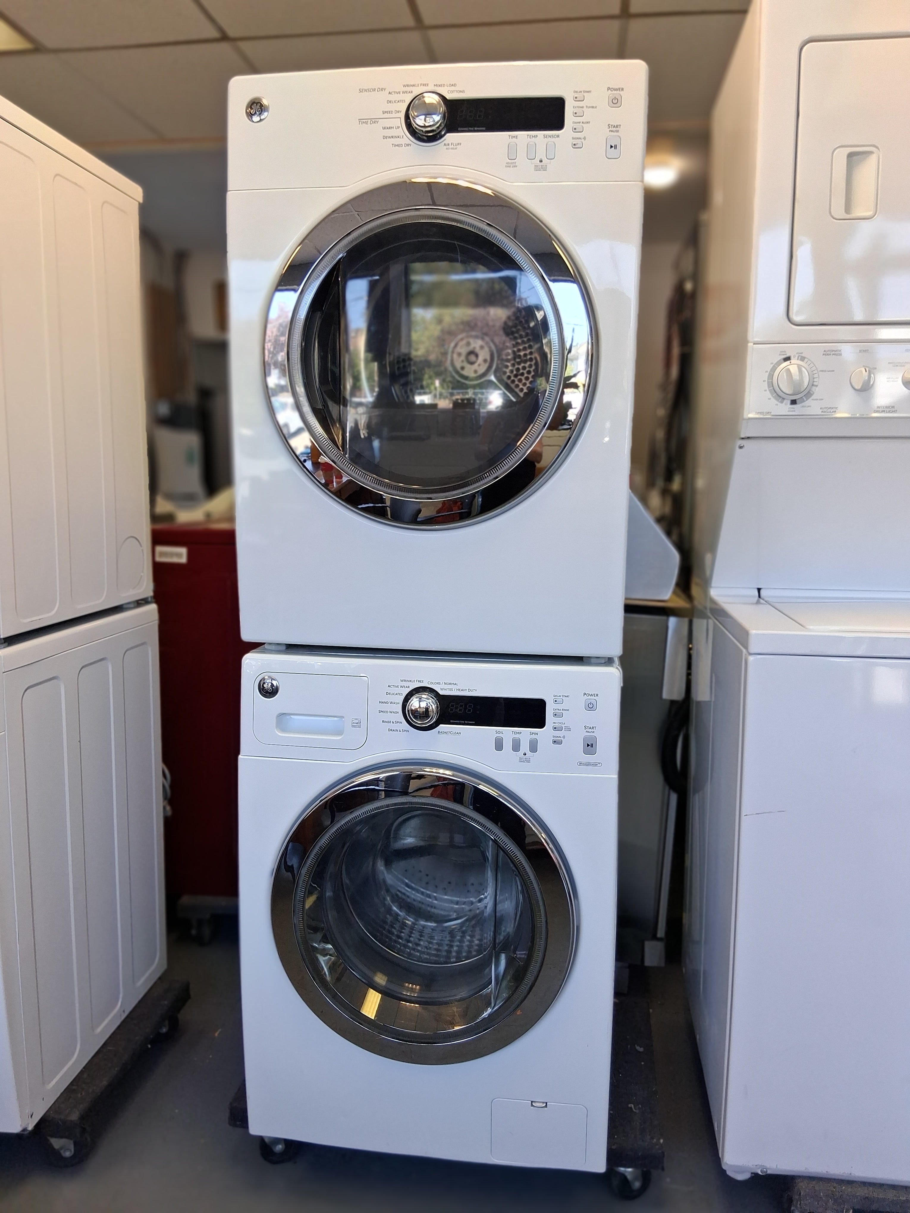 GE Washer/Dryer Stacker Set