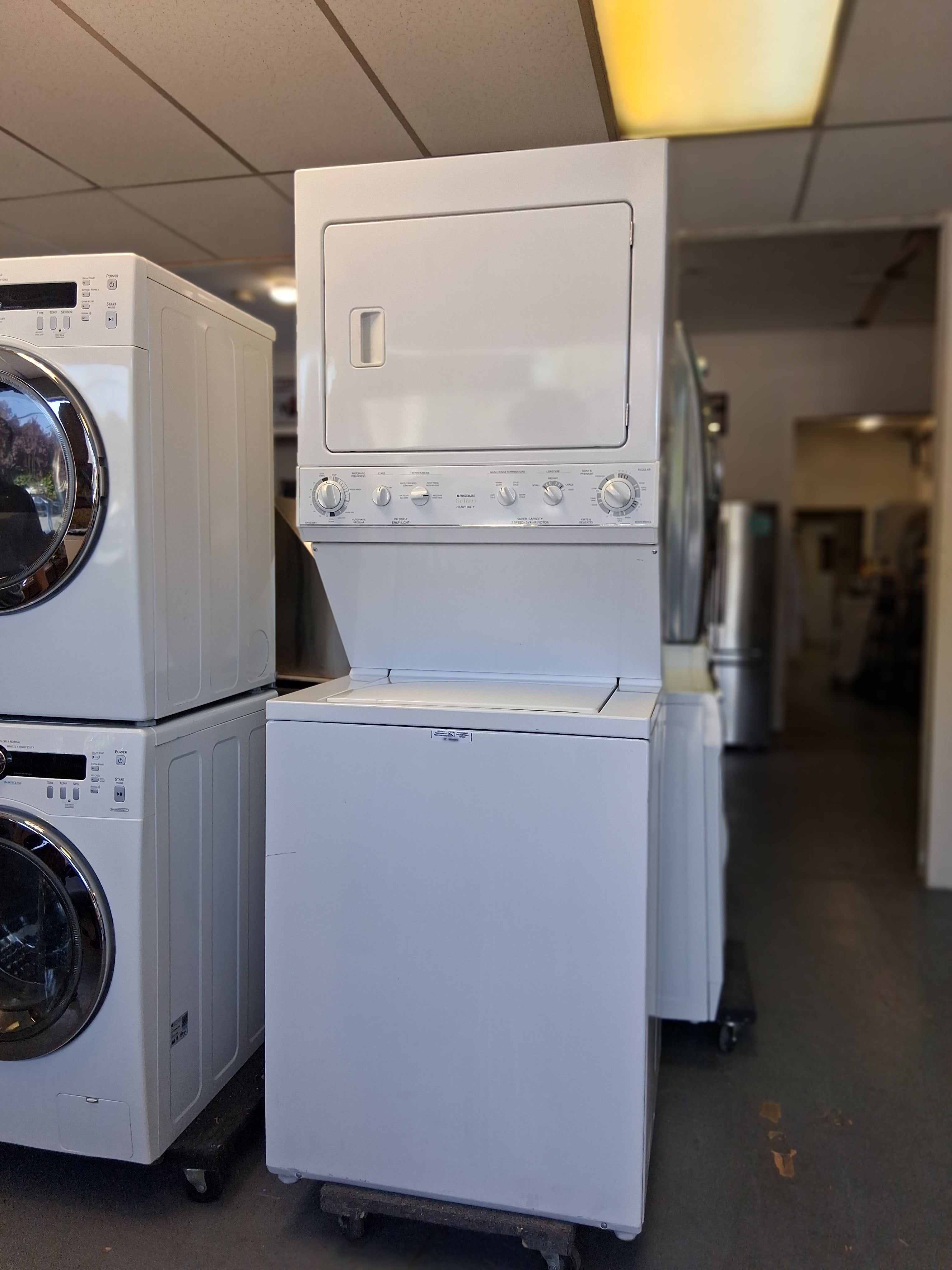 Fridgidaire Laundry Center