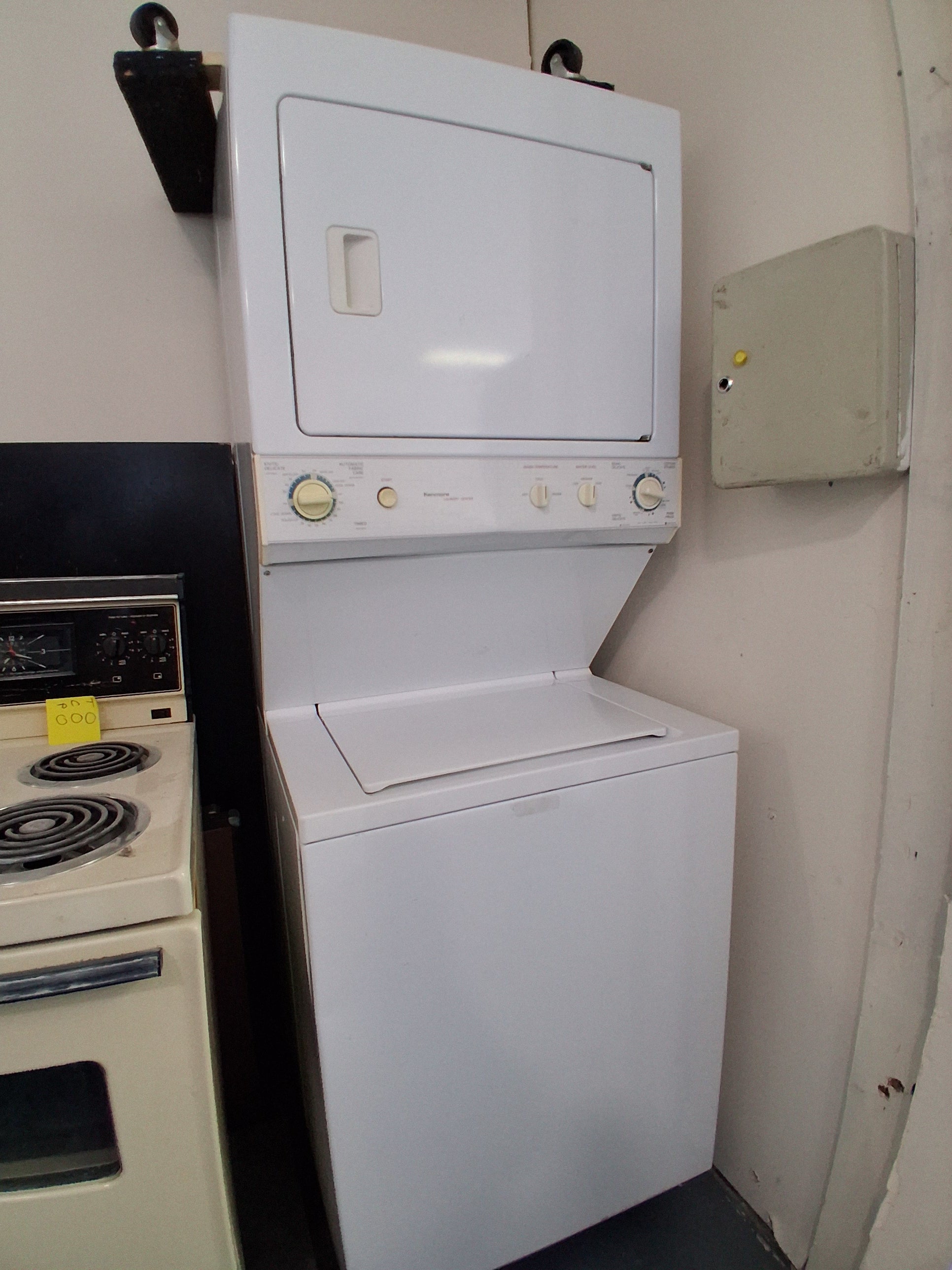 Kenmmore Laundry Center