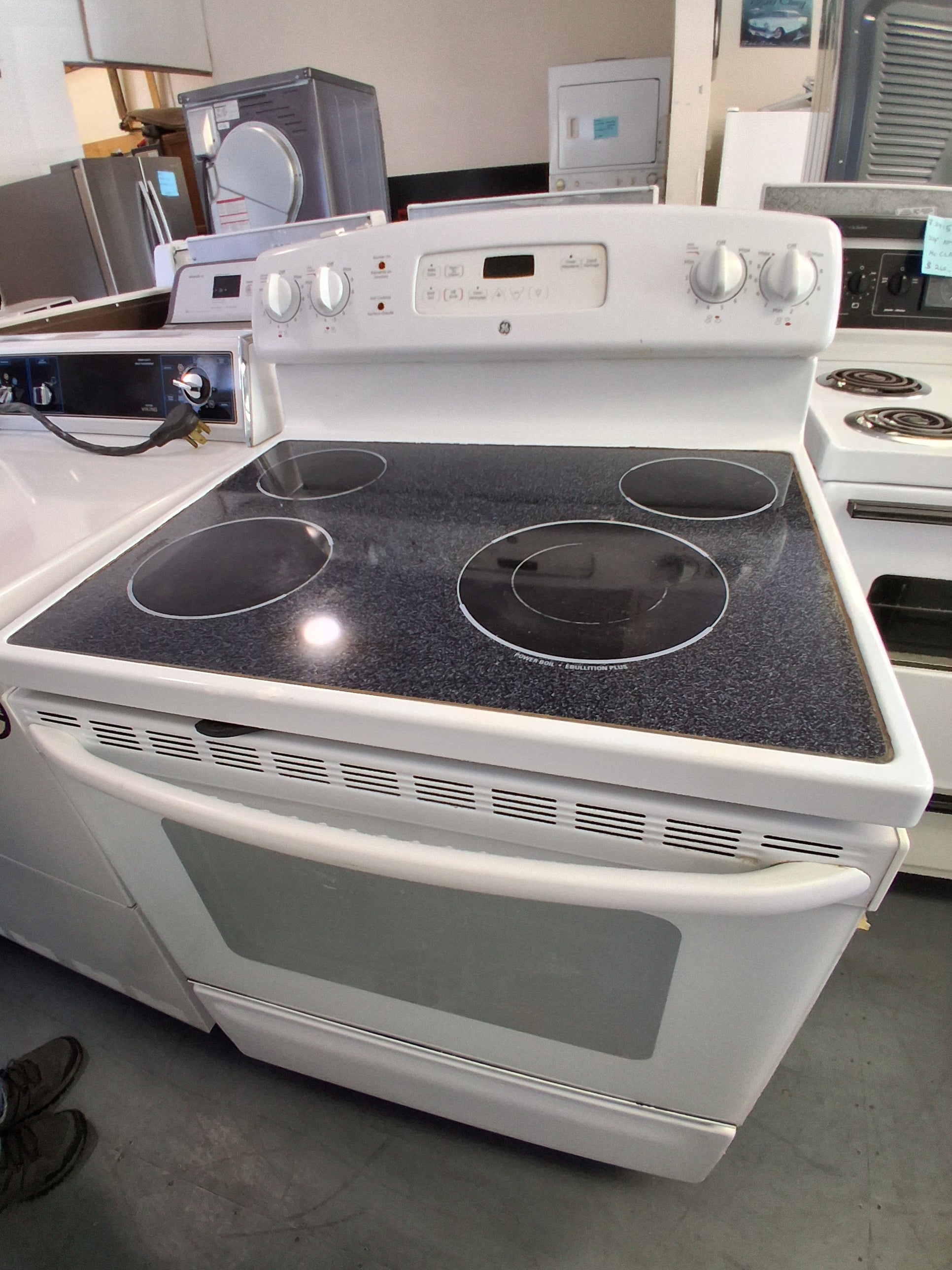 GE Stove