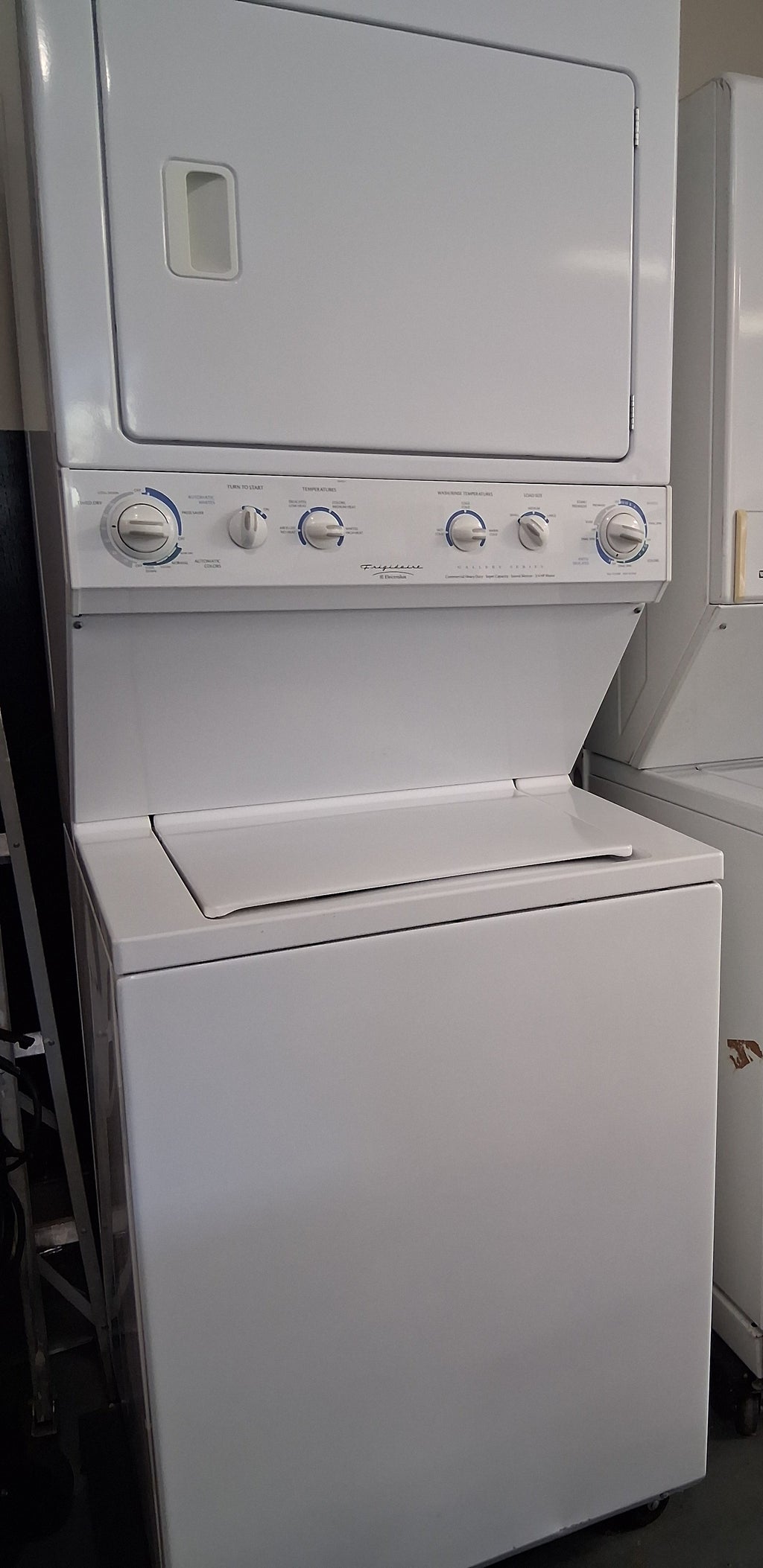Fridgidaire Laundry Center