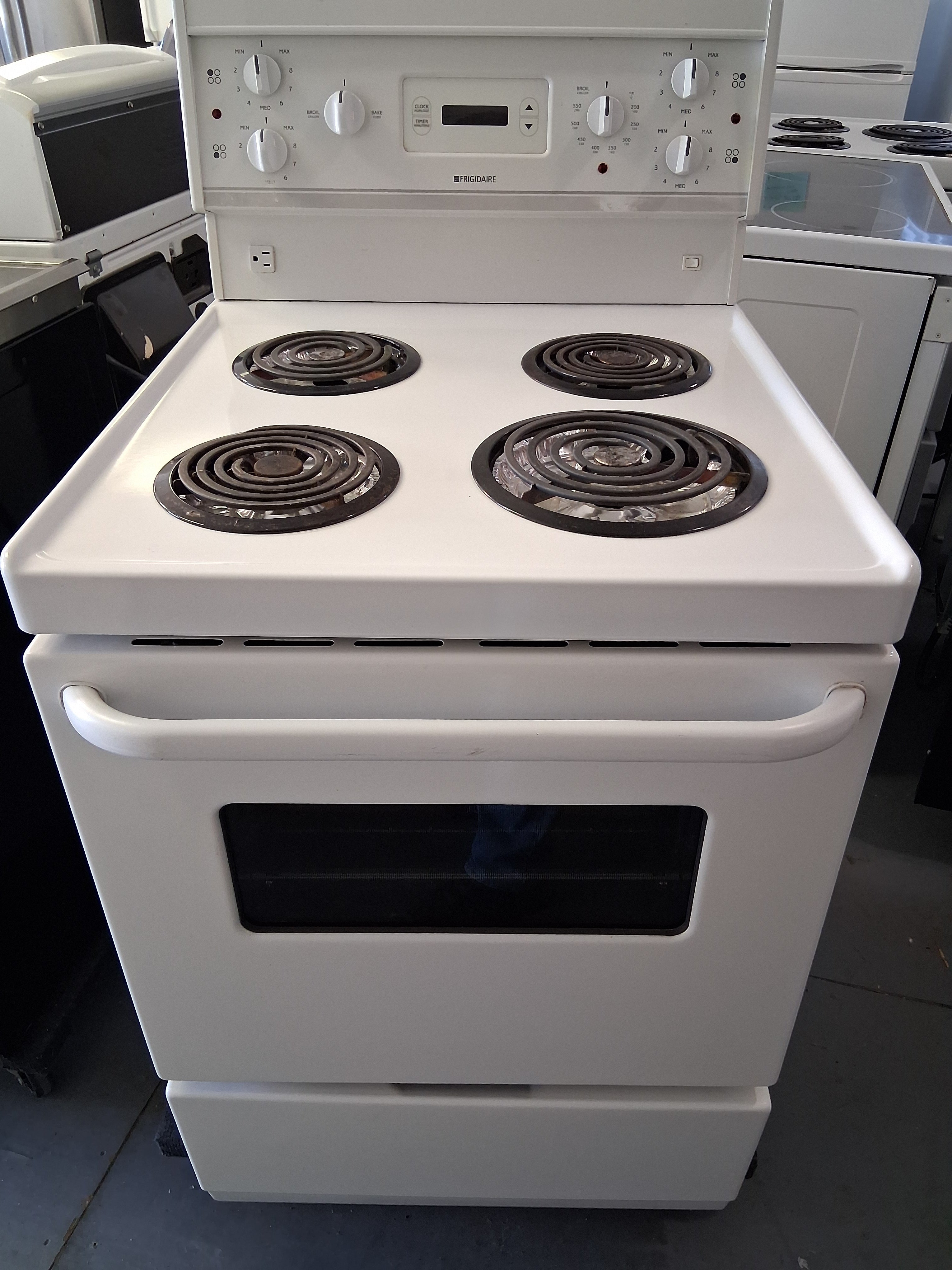 Frigidaire Stove