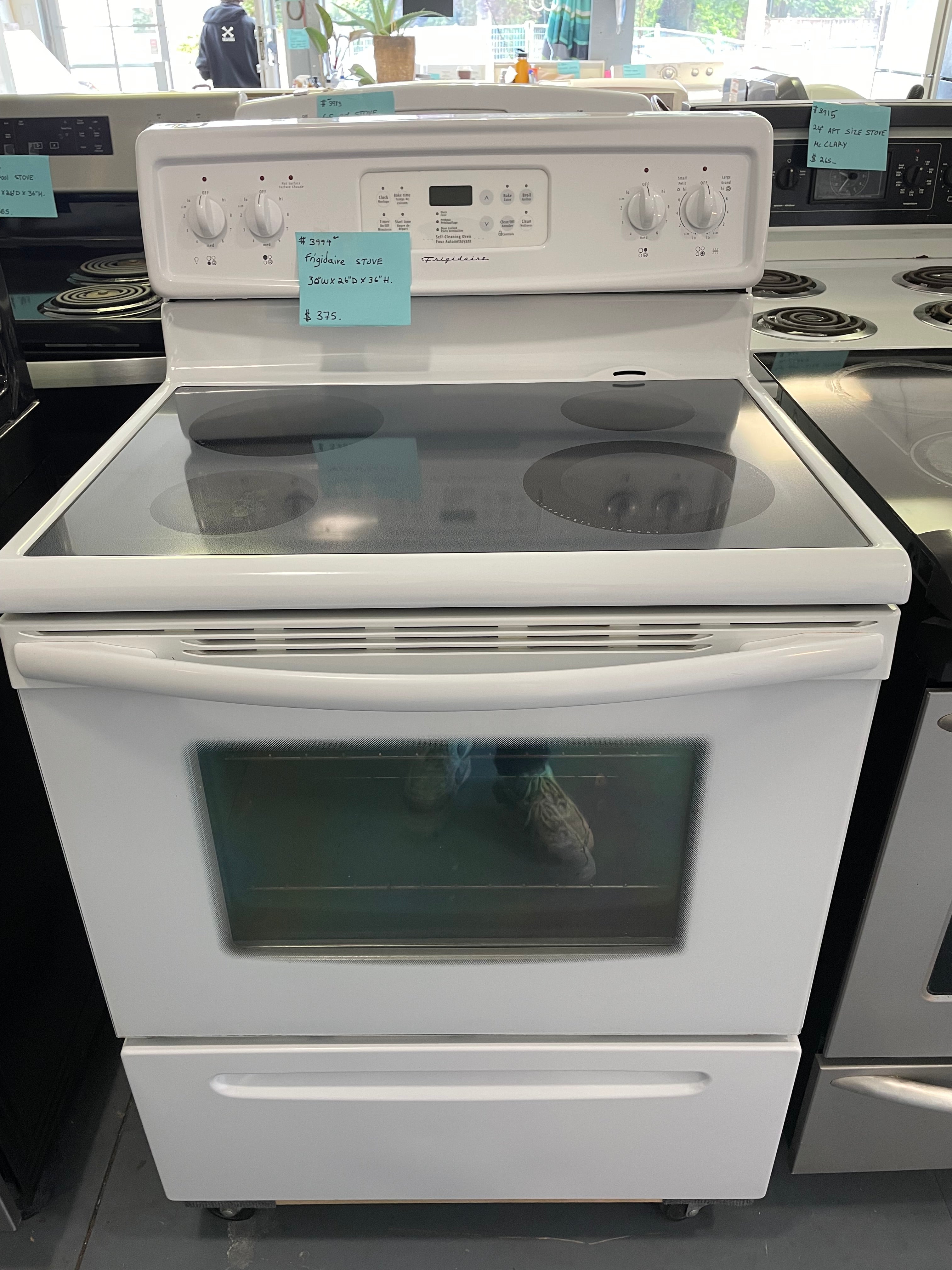Frigidaire Stove